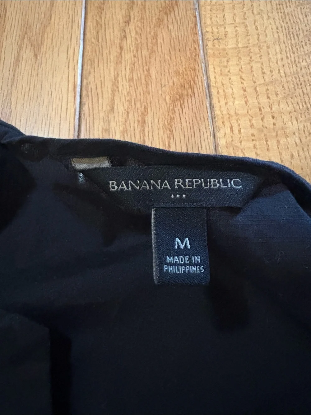 Banana Republic Black V-Neck Puff Sleeve Blouse Size M